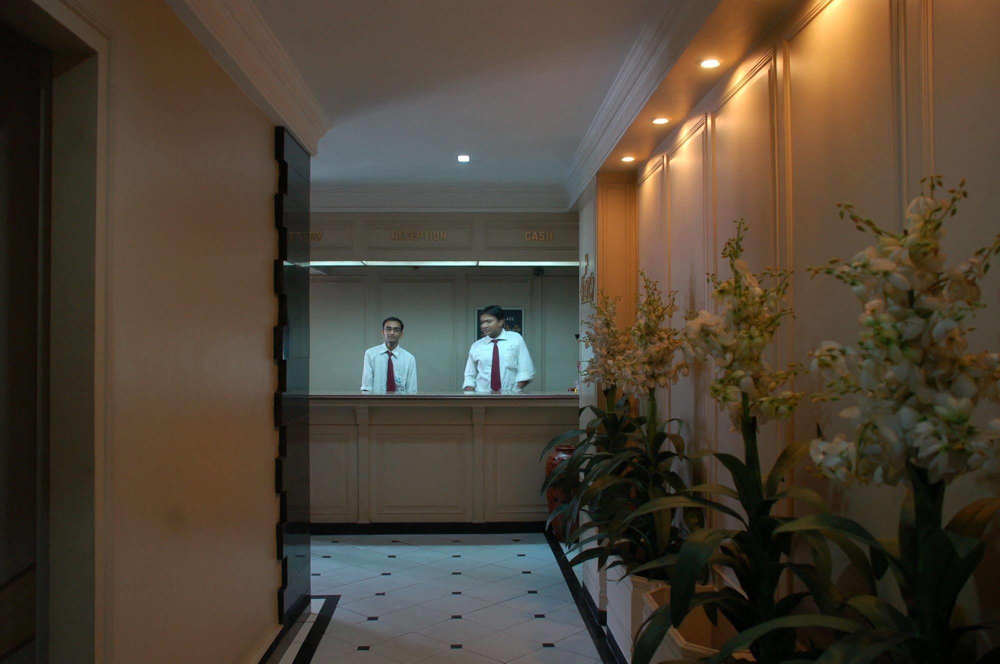 Park Palace Hotel Calcutta  Esterno foto